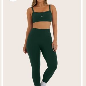 Navy Sportbody SET Active scoop bra and leggings